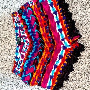 Closeout 3 listings for $10.  Adorable flowing shorts with trim on bottom